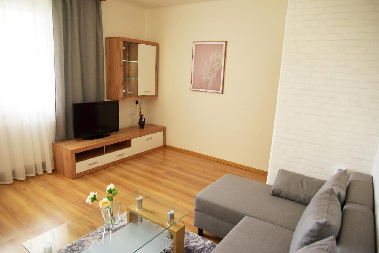 Apartment, Sun Terrace, Privat Parking Banská Bystrica Exterior photo